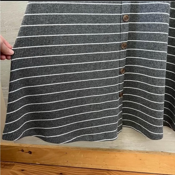 Old Navy Dress - Picture 4 of 5